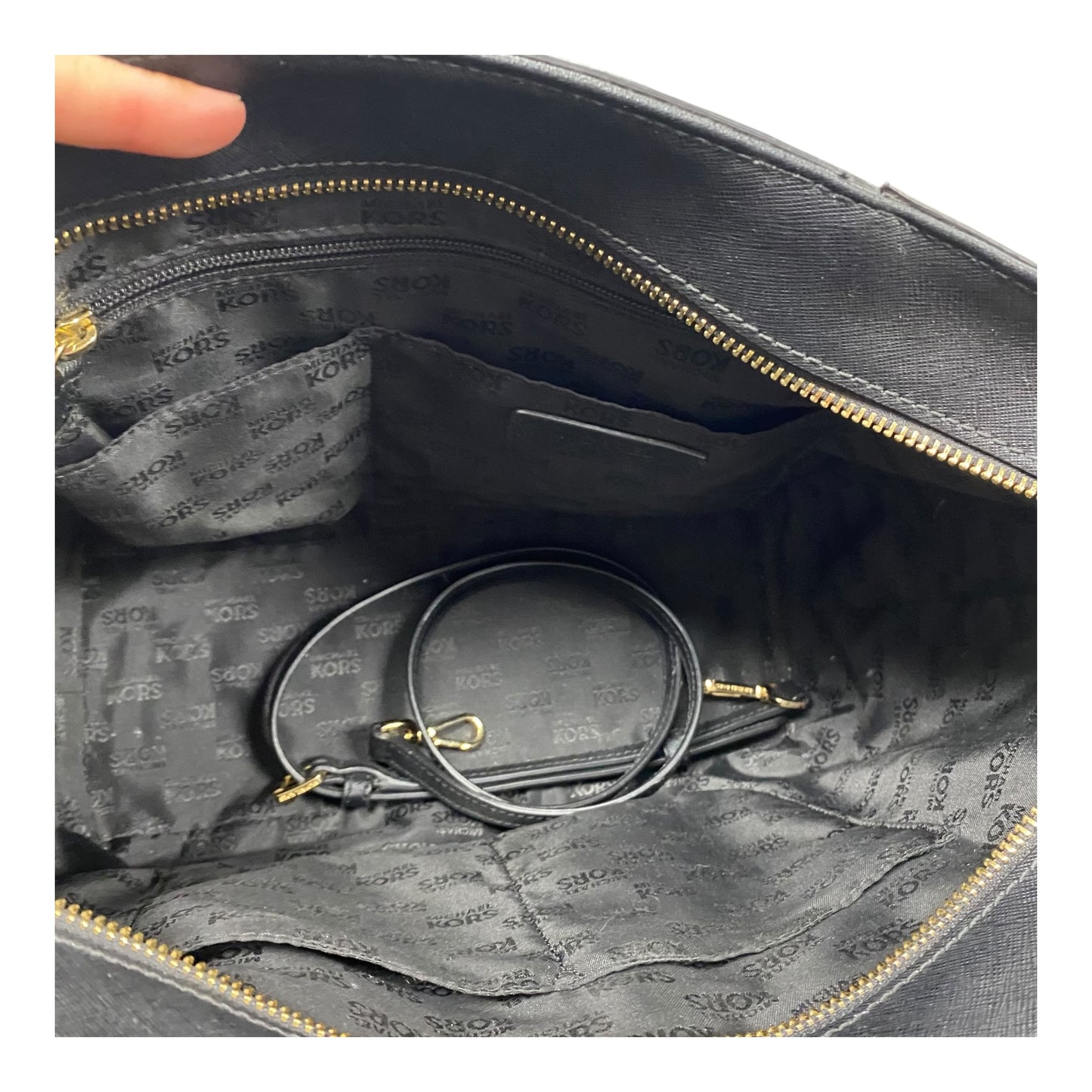 Crossbody Designer By Michael Kors In Navy, Size:Large