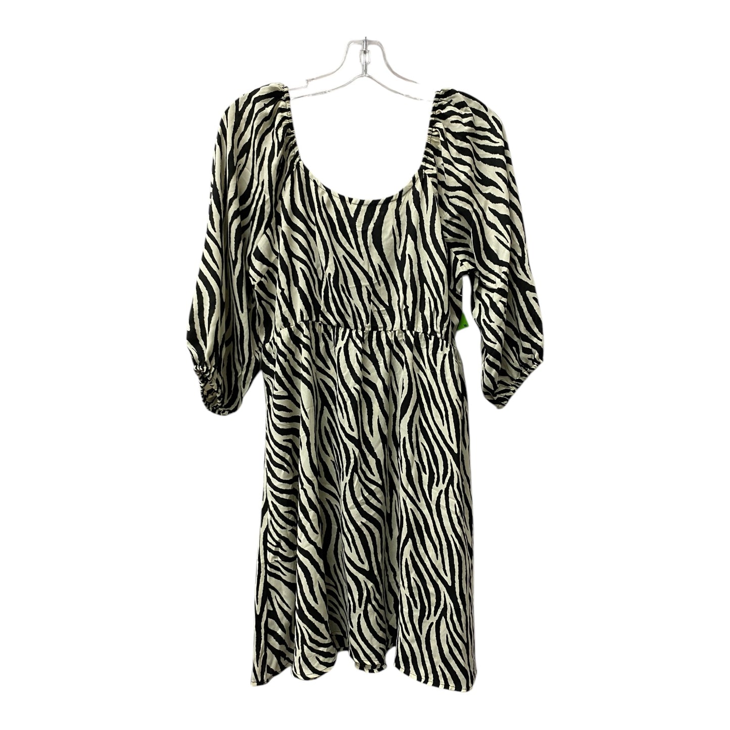 Dress Casual Short By Cme In Black & Cream, Size:M