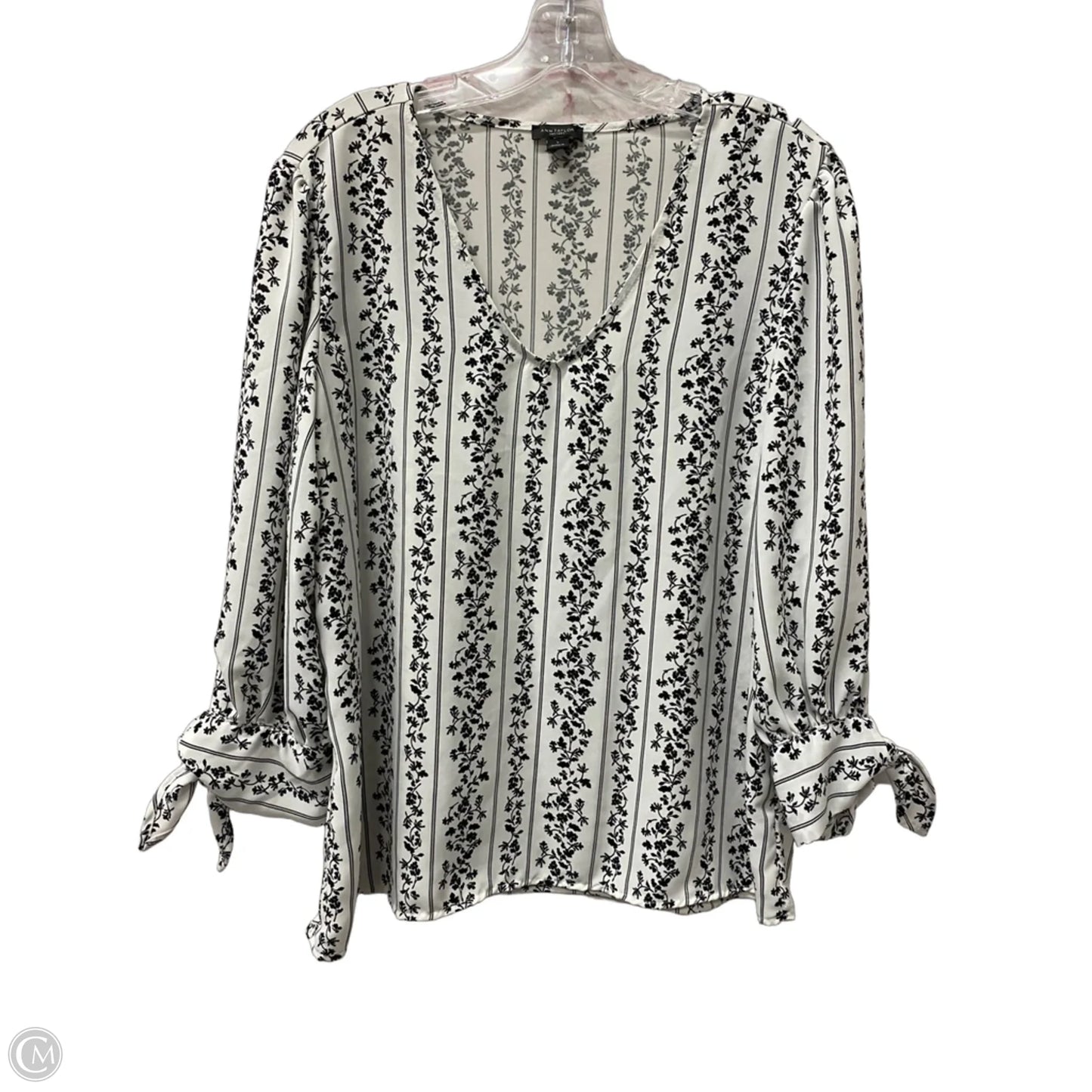 Top Long Sleeve By Ann Taylor In White, Size: L