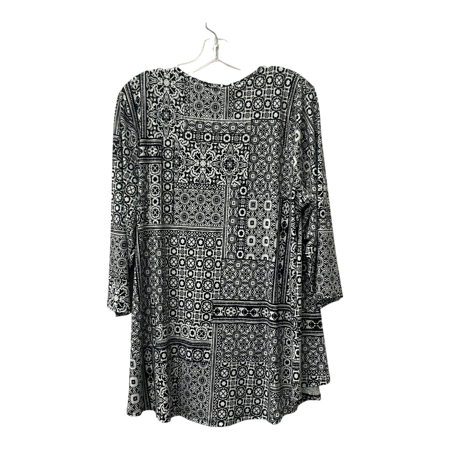 Top 3/4 Sleeve By Cato In Black, Size:Xl