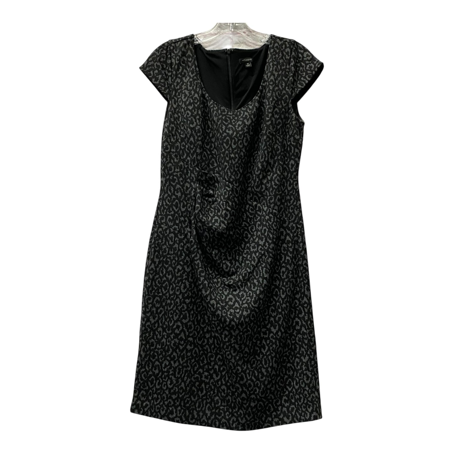 Dress Casual Short By Ann Taylor In Black, Size:M