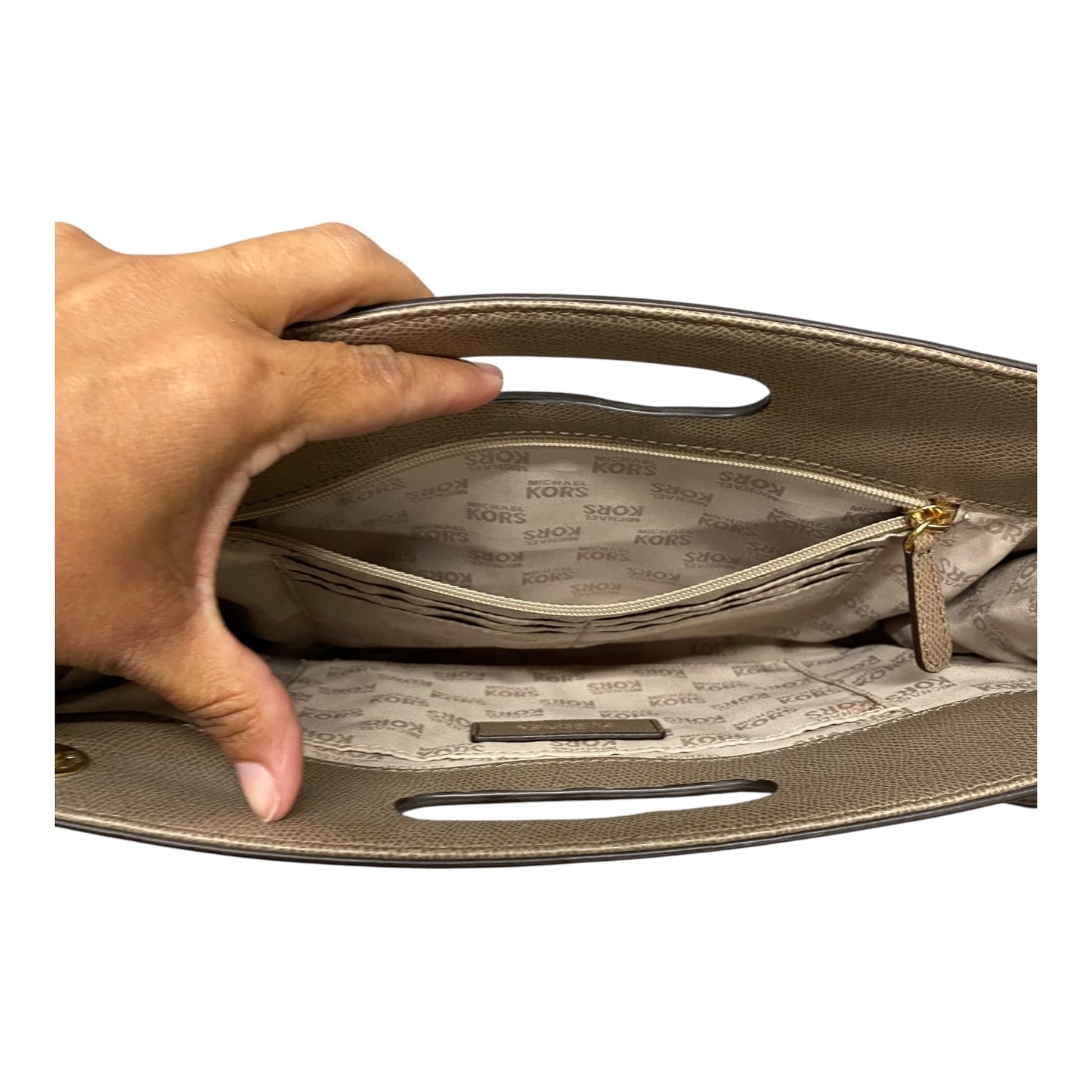 Handbag Designer By Michael Kors In Beige, Size:Medium