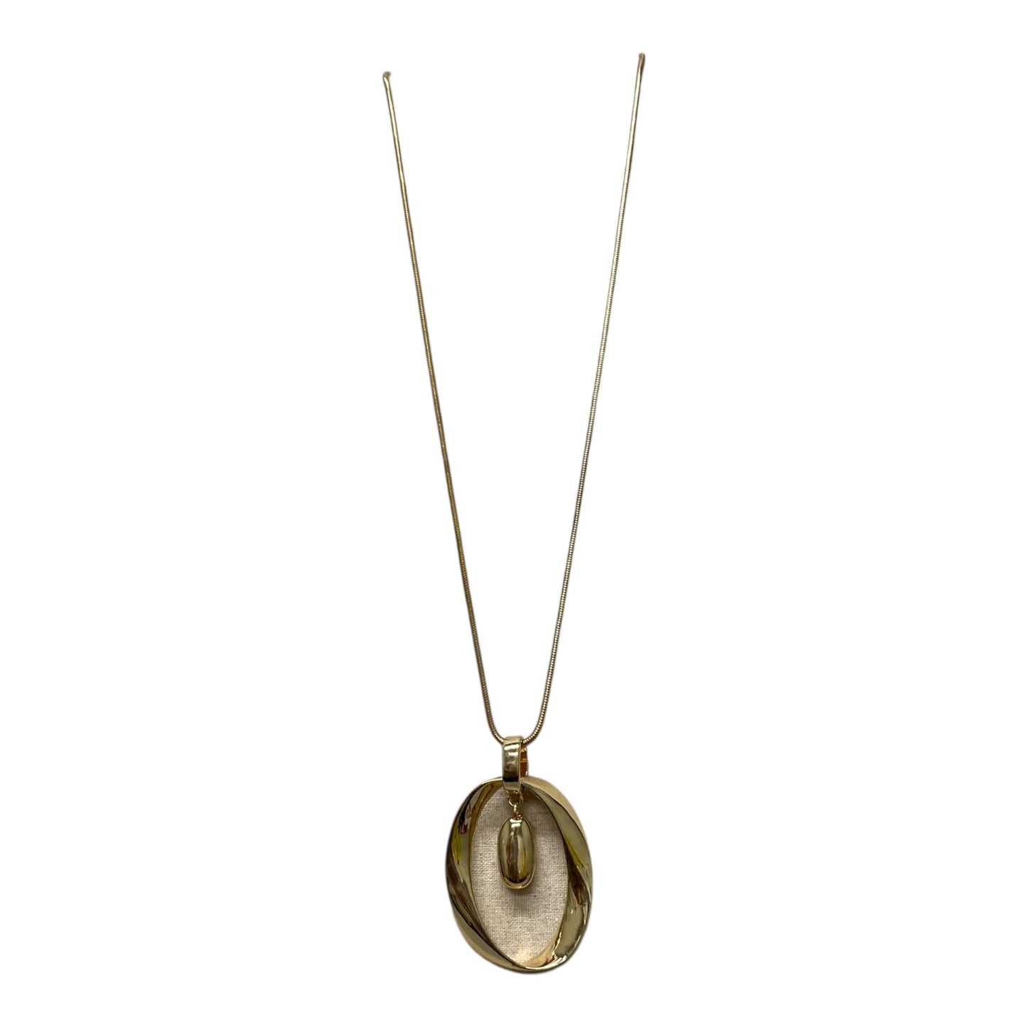 Necklace Pendant In Gold