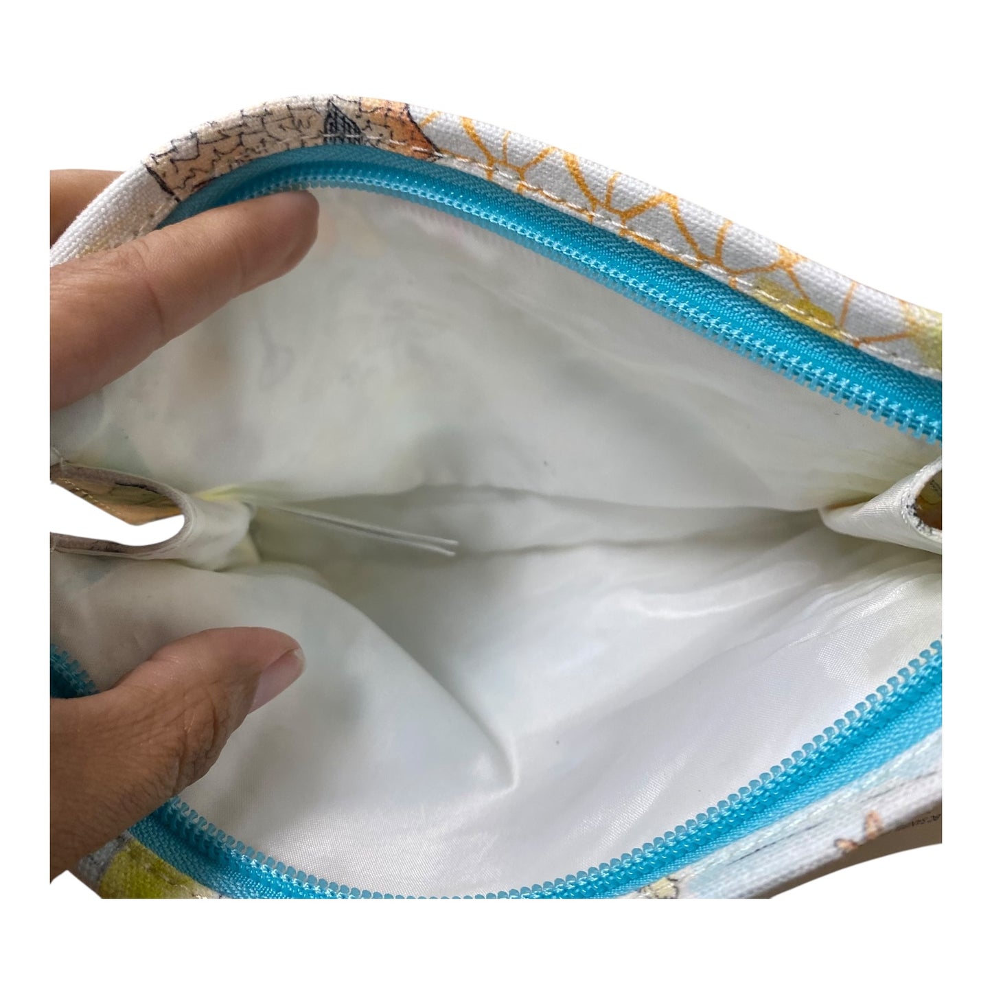 Makeup Bag By Chicos In White, Size:Small