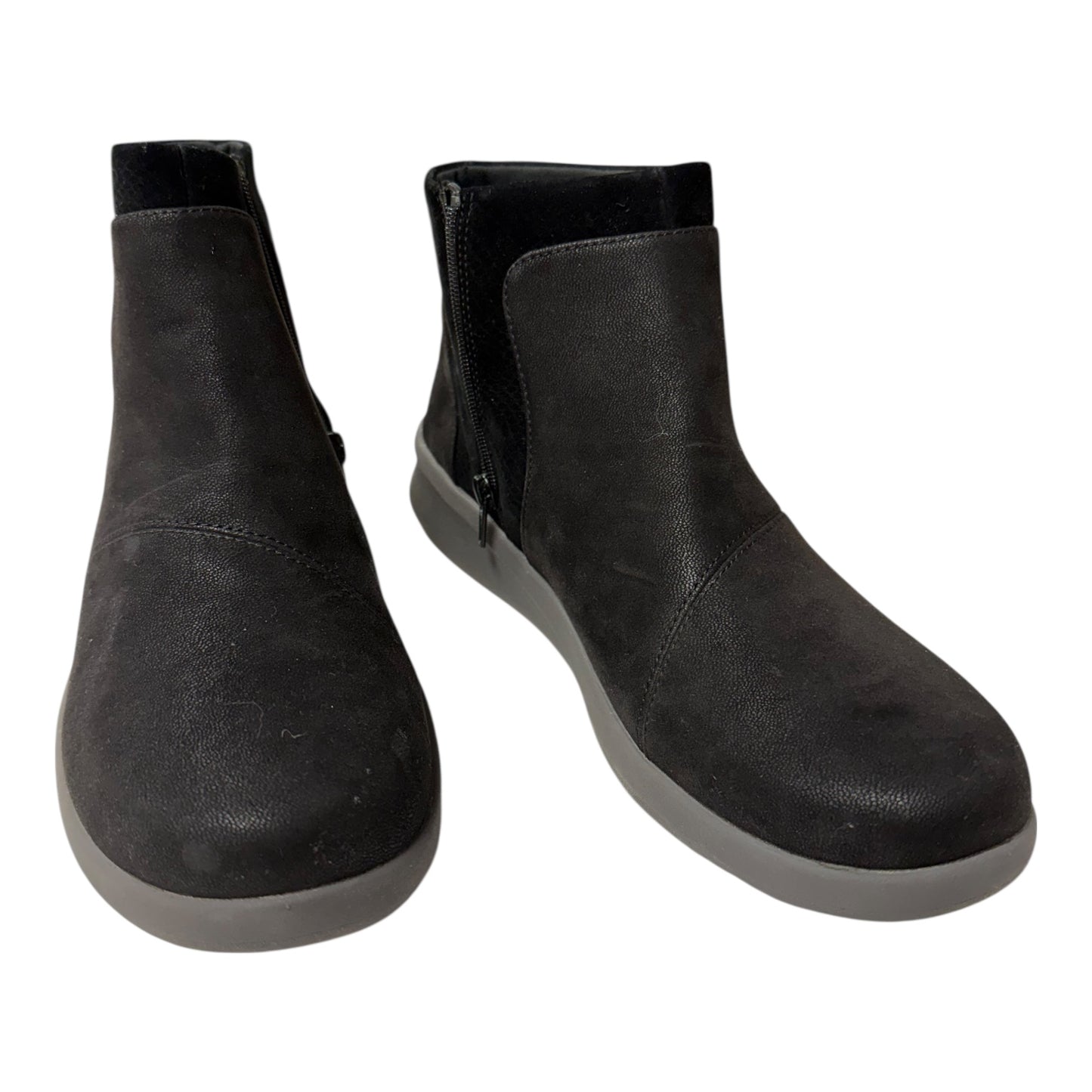 Boots Ankle Flats By Clarks In Black, Size:12