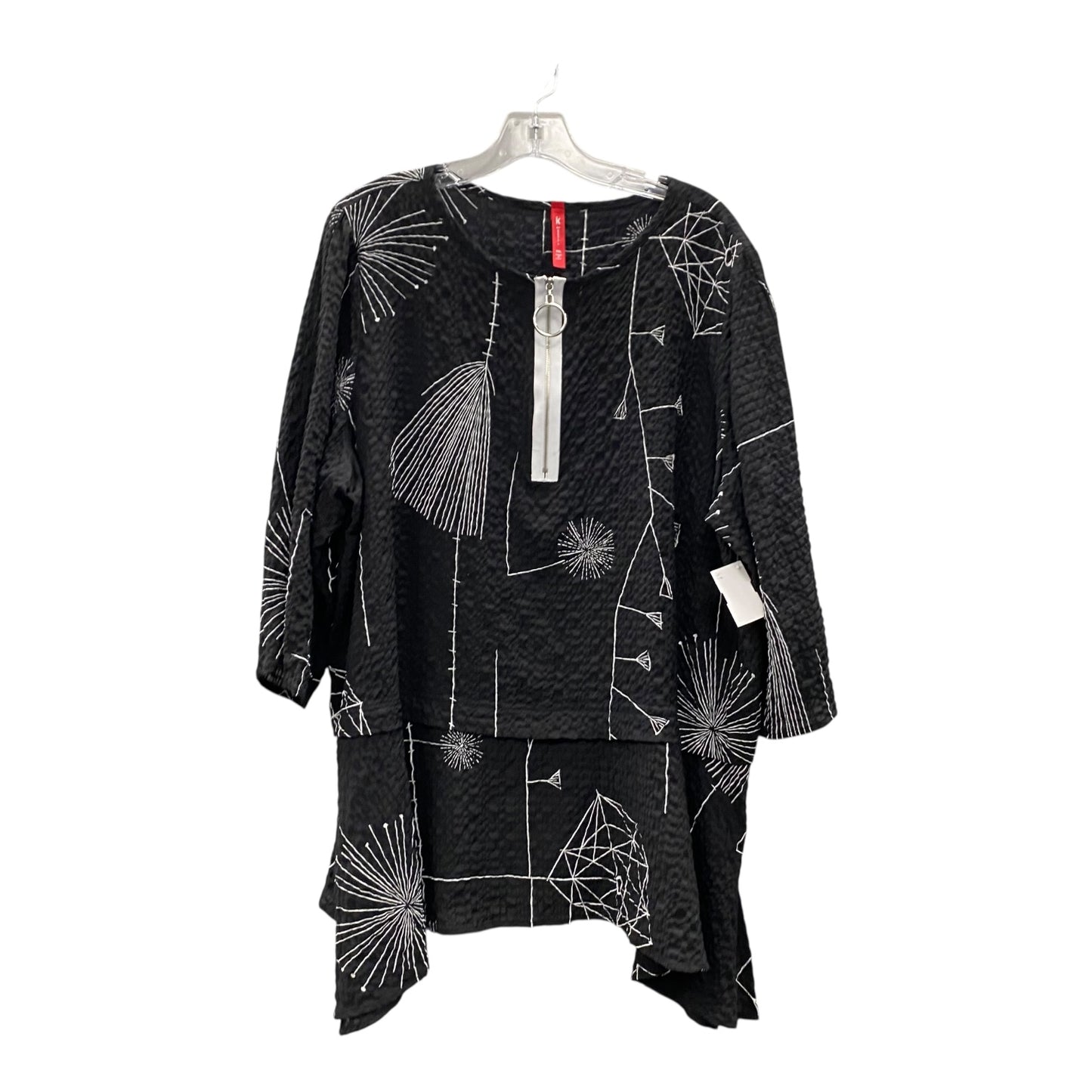 Top 3/4 Sleeve By Ic By Connie K In Black, Size:Xxl