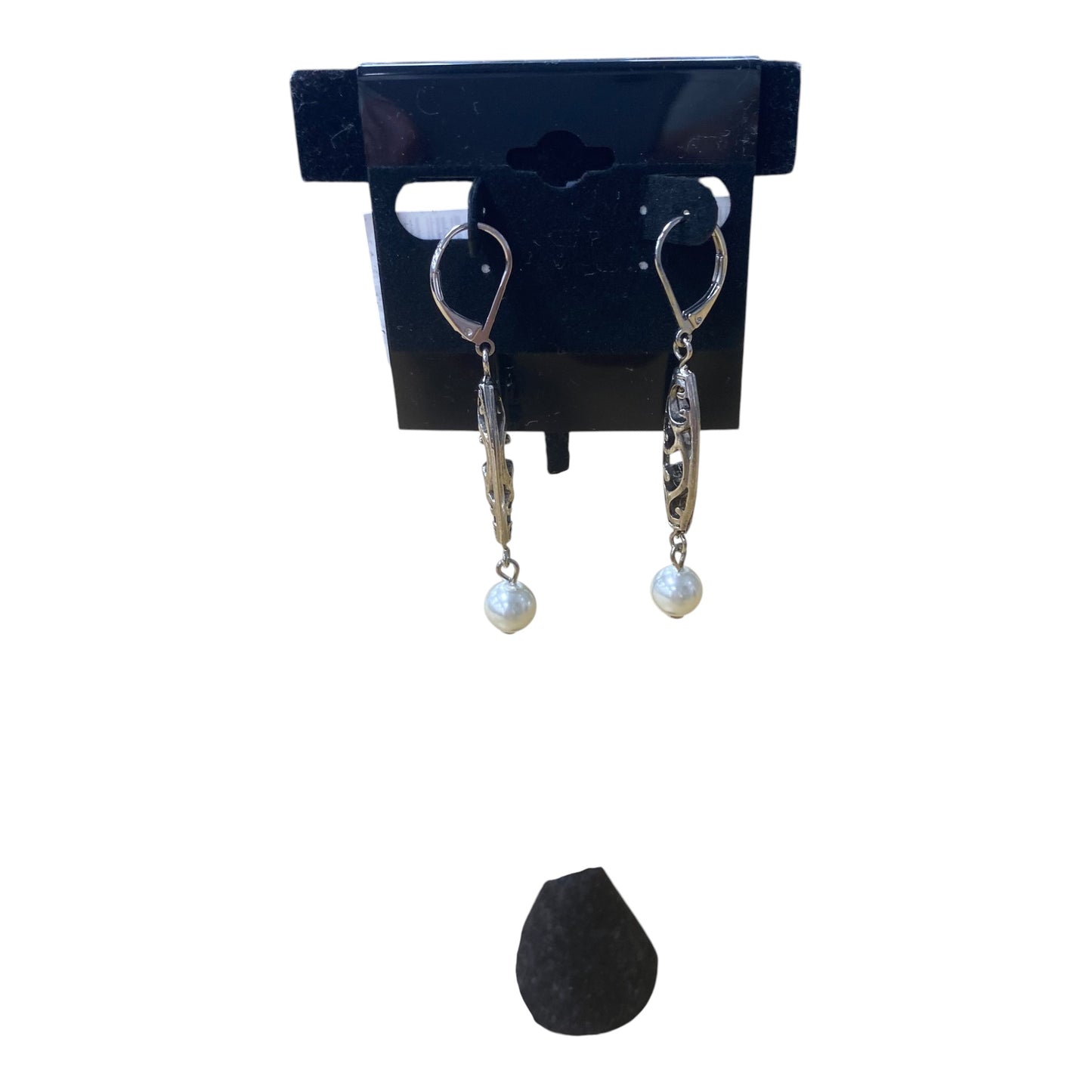 Earrings Dangle/Drop By Premier Designs In Silver