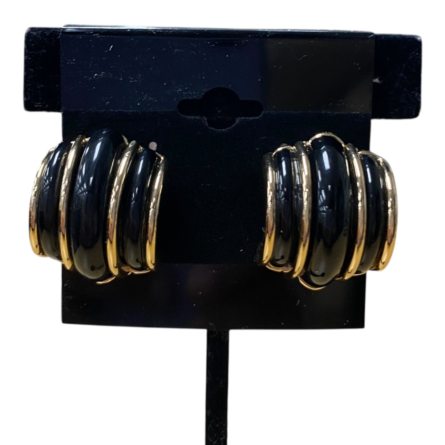 Earrings Stud In Black & Gold