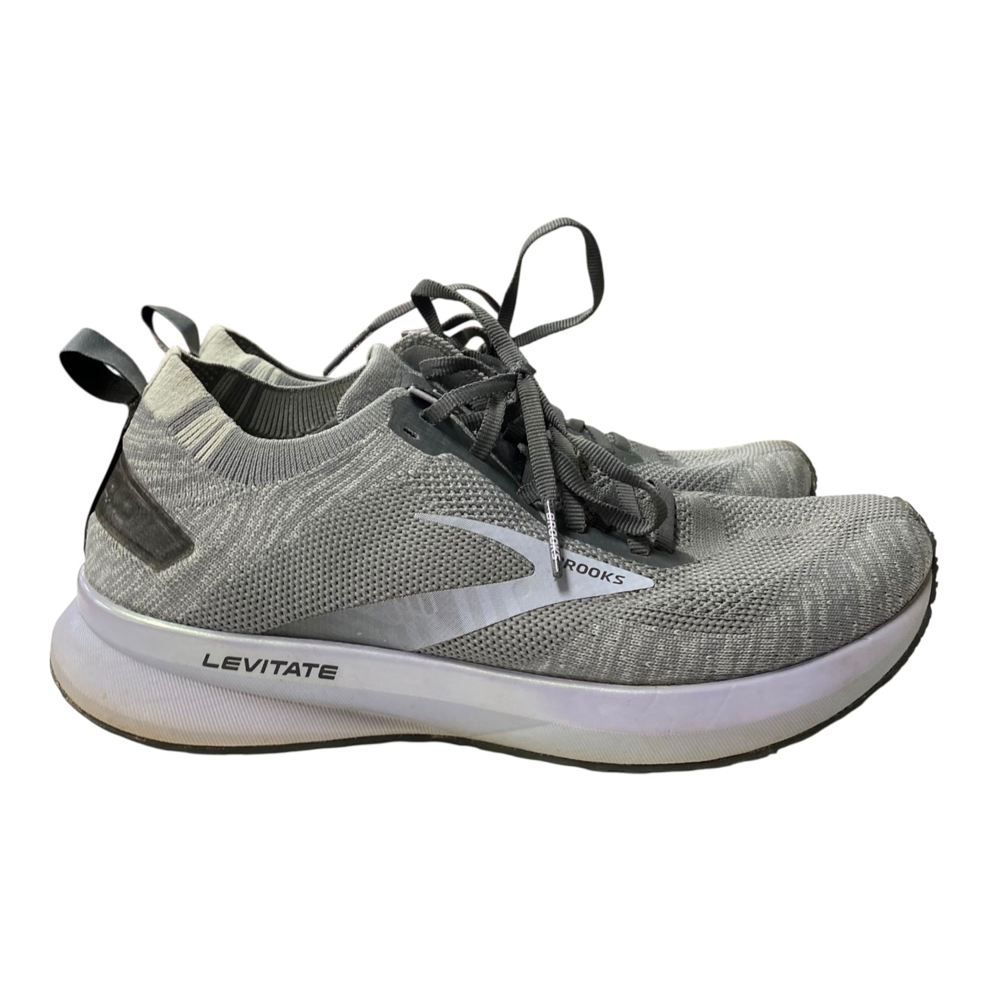 Shoes Athletic By Brooks In Grey, Size:9.5