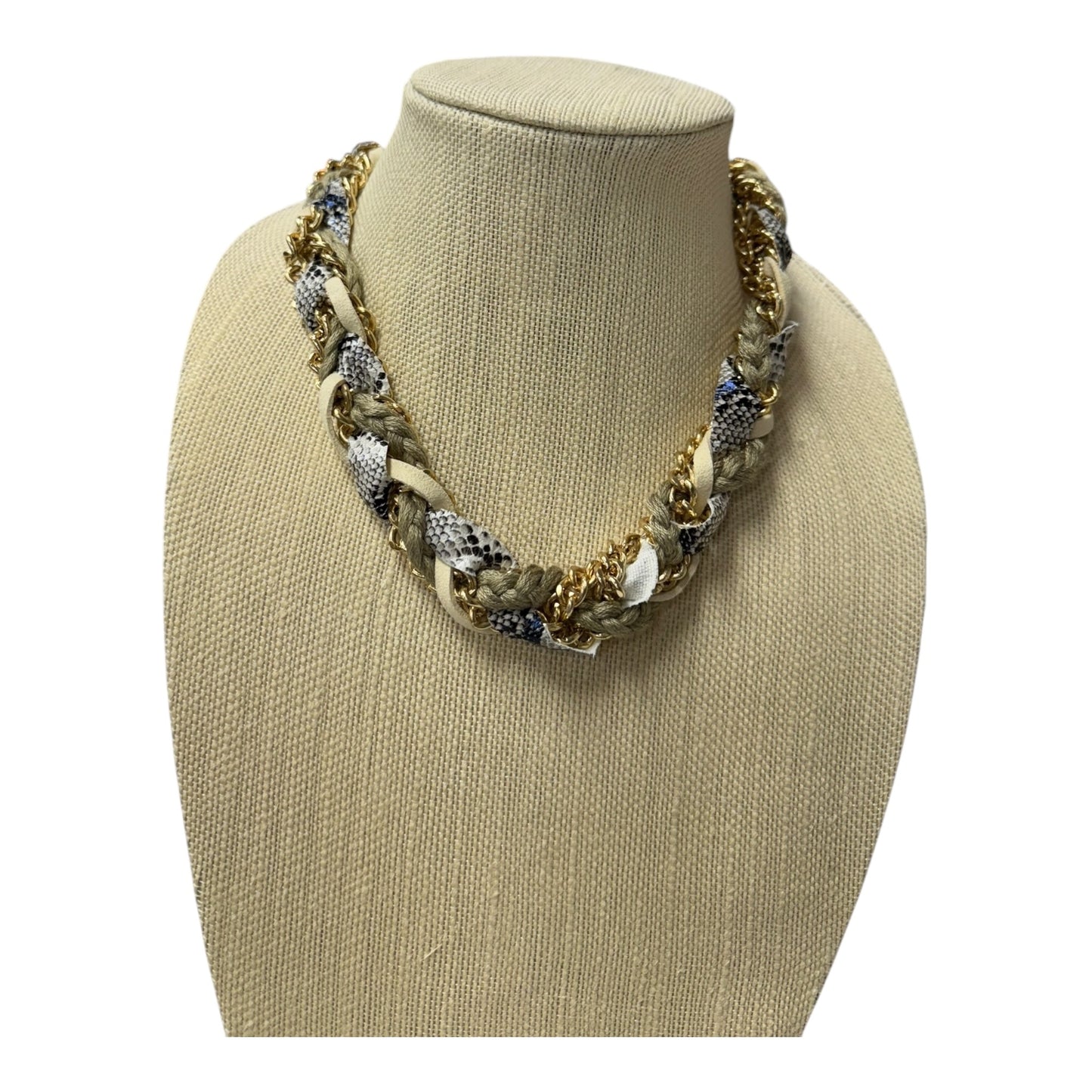 Necklace Other By New York And Co In Gold