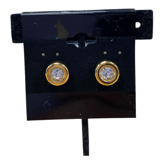 Earrings Stud In Gold