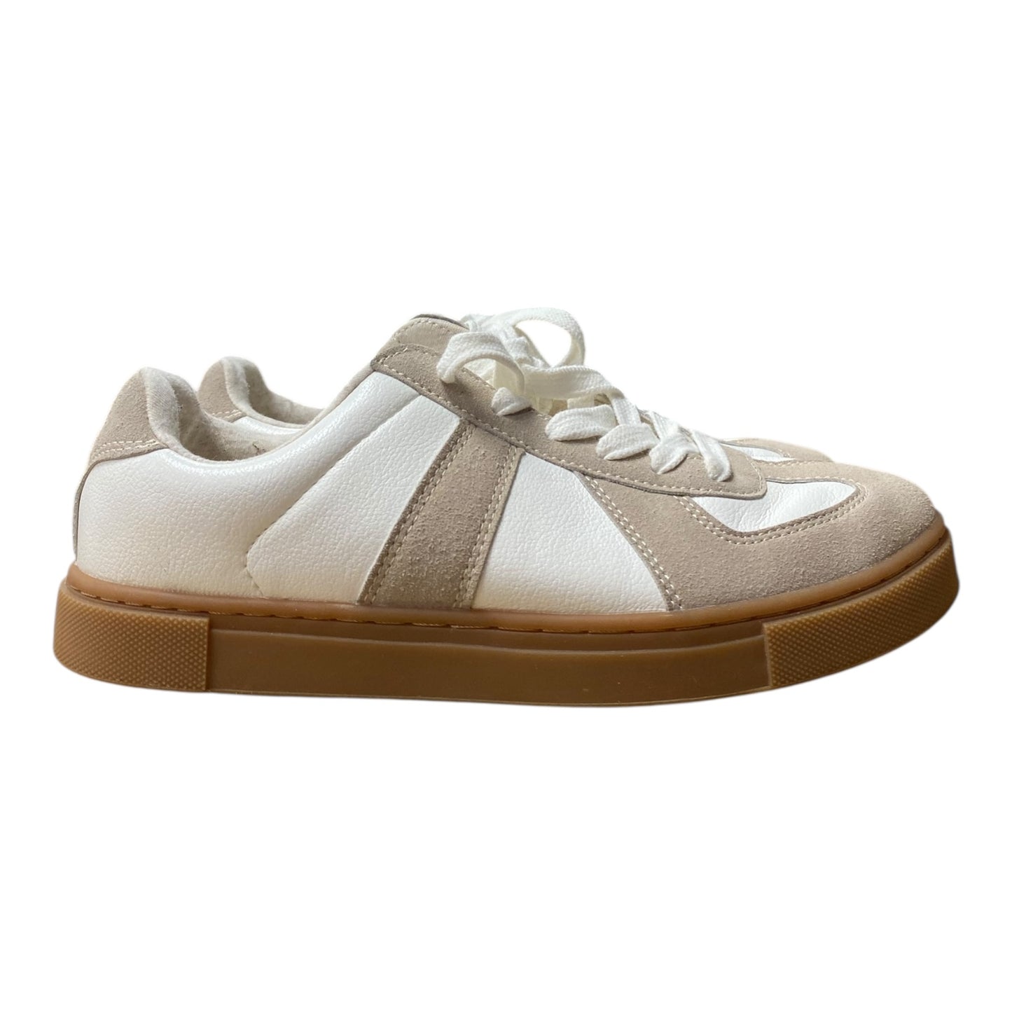 Shoes Sneakers By Cushionaire In White, Size:7