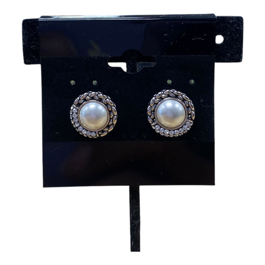 Earrings Stud  In Silver