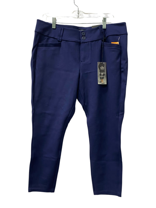 Pants Cropped By Torrid In Blue, Size:14