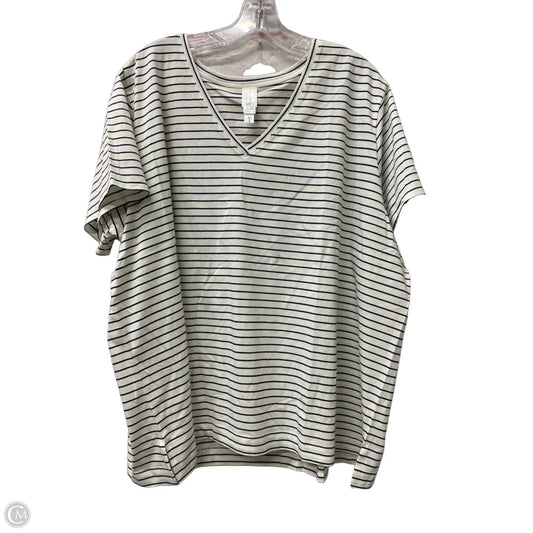 Top Short Sleeve Basic By wynne lsyers  In Black & White, Size: 3x