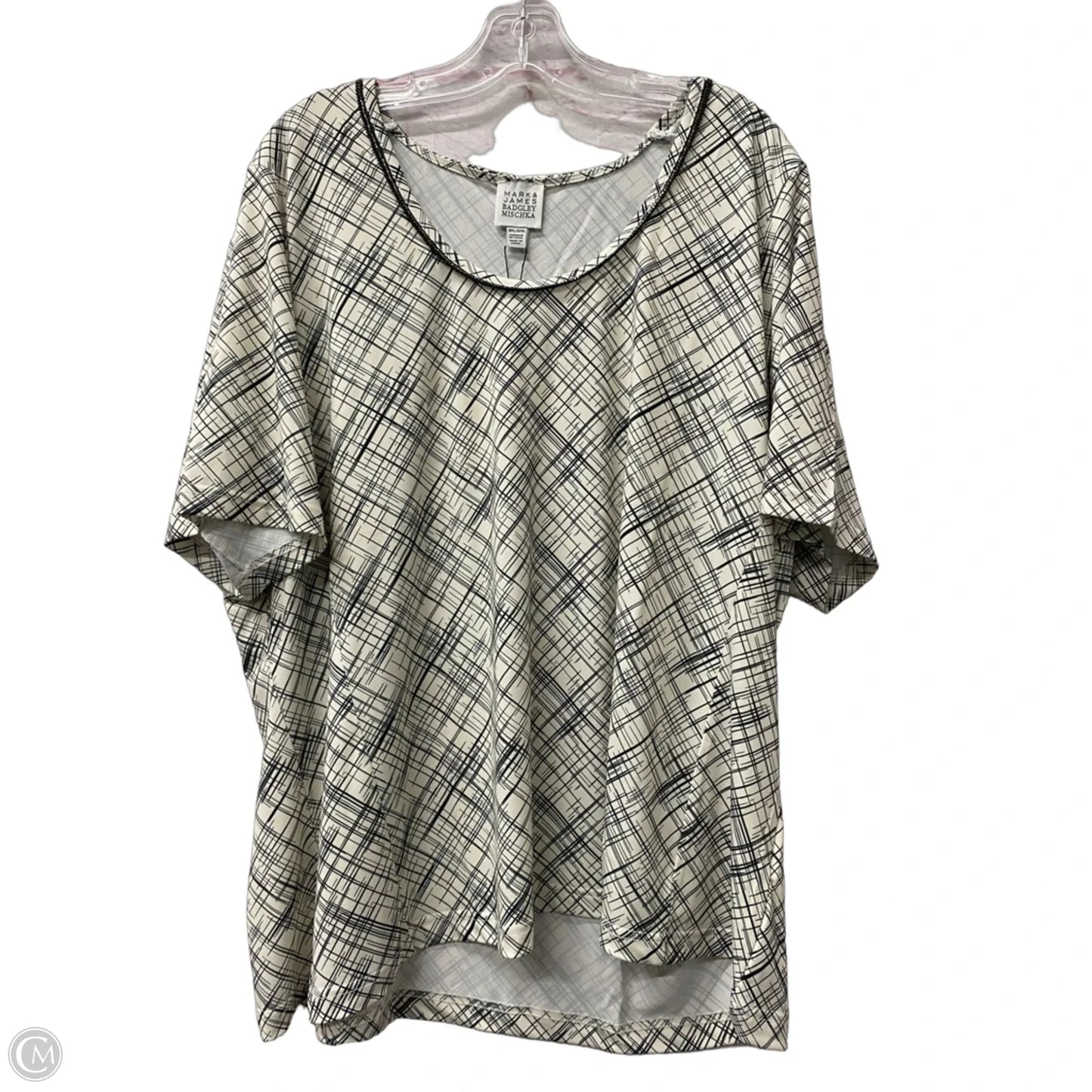 Top Short Sleeve By Badgley Mischka In White, Size: 3x