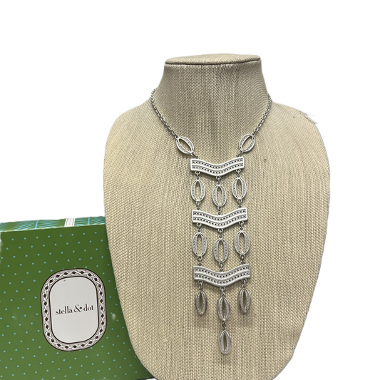 Necklace Pendant By Stella And Dot