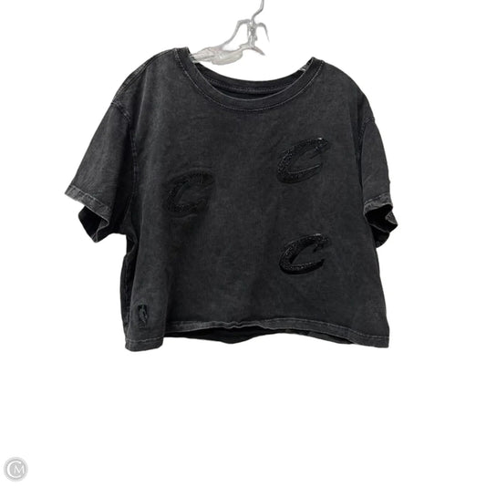 Top Short Sleeve By Cme In Grey, Size: Xl