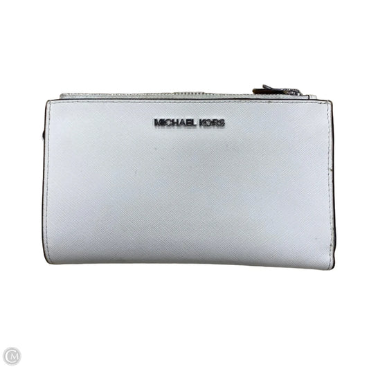 Wallet Designer By Michael Kors, missing strap as is! Size: Medium