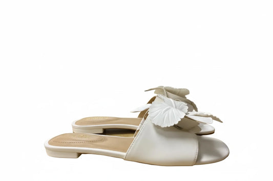Sandals Flats By Chicos In White, Size: 9.5