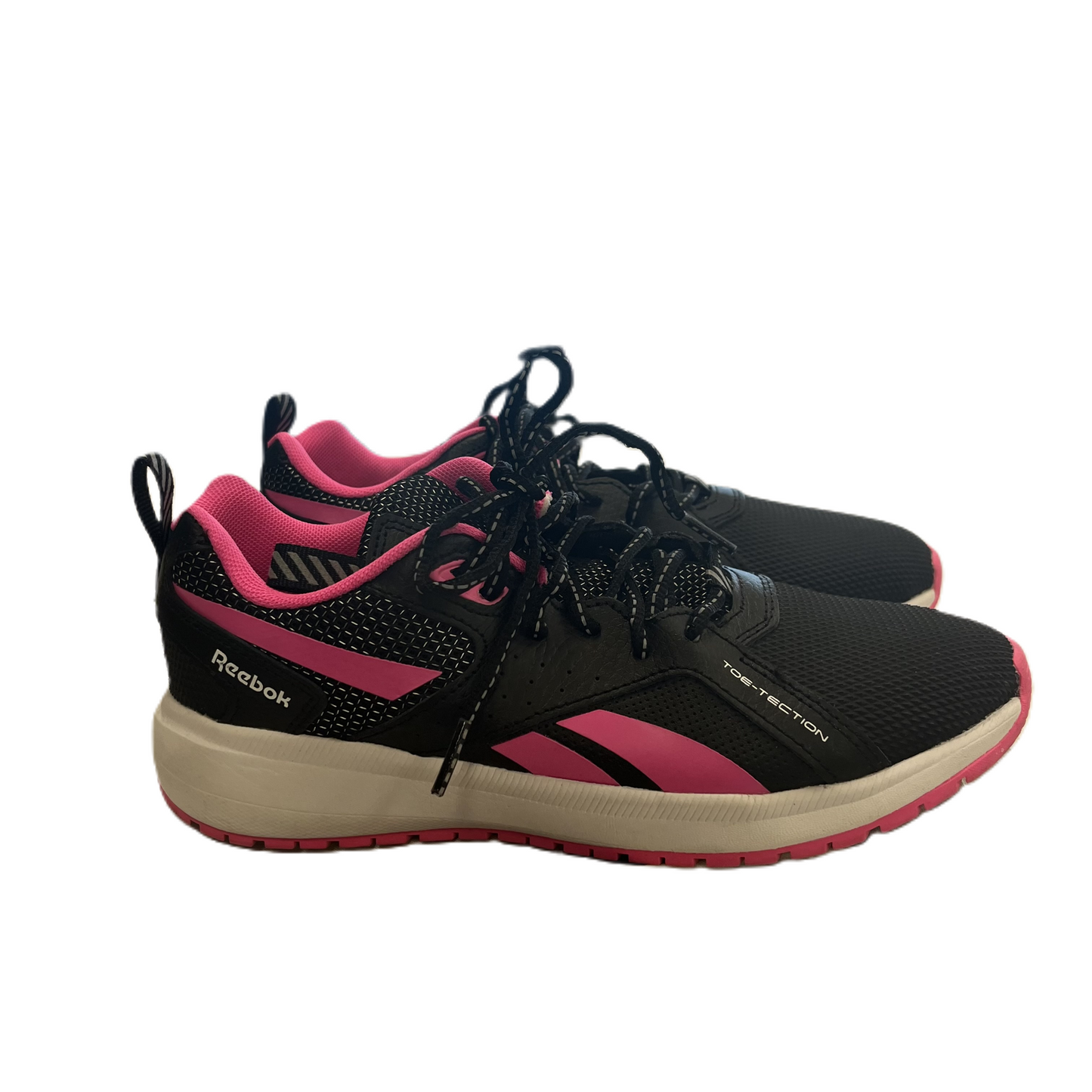 Shoes Athletic By Reebok In Black, Size: 5