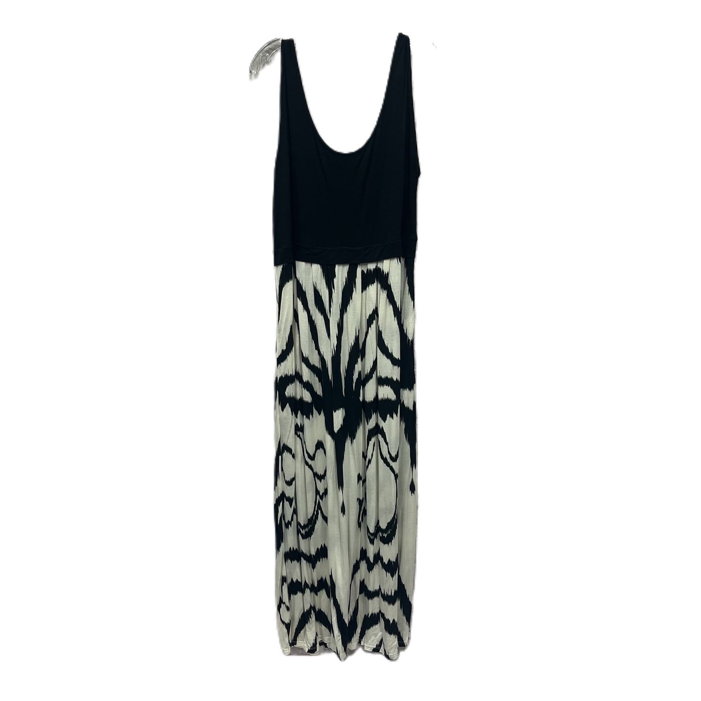 Dress Casual Maxi By The pyramid collection In Black & White, Size: 1x