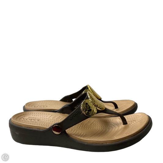 Sandals Flats By Crocs In Brown, Size: 9