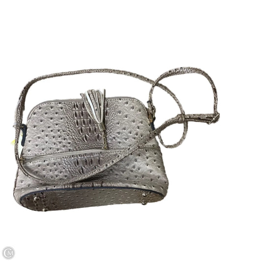 Crossbody By Clothes Mentor, Size: Medium