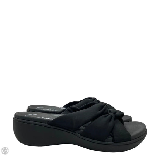 Sandals Flats By Clarks In Black, Size: 7