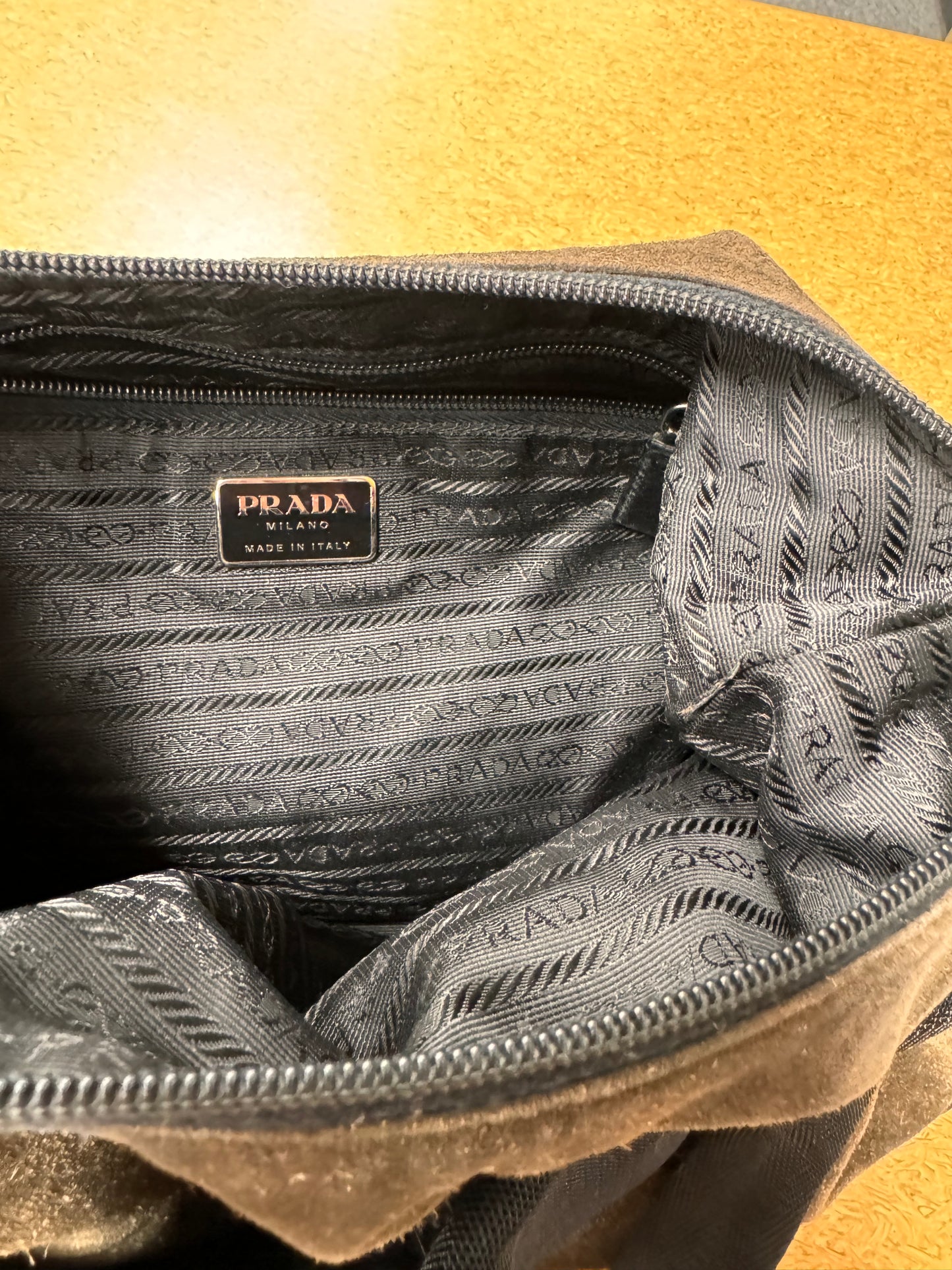 Handbag Luxury Designer By Prada  Size: Medium