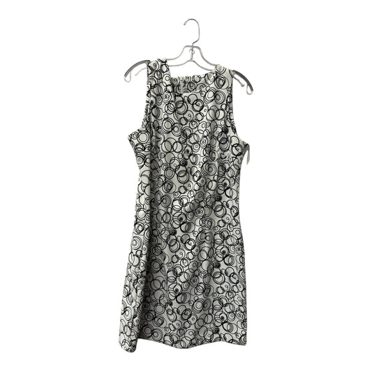 Dress Casual Short By Agb In White, Size:Xl