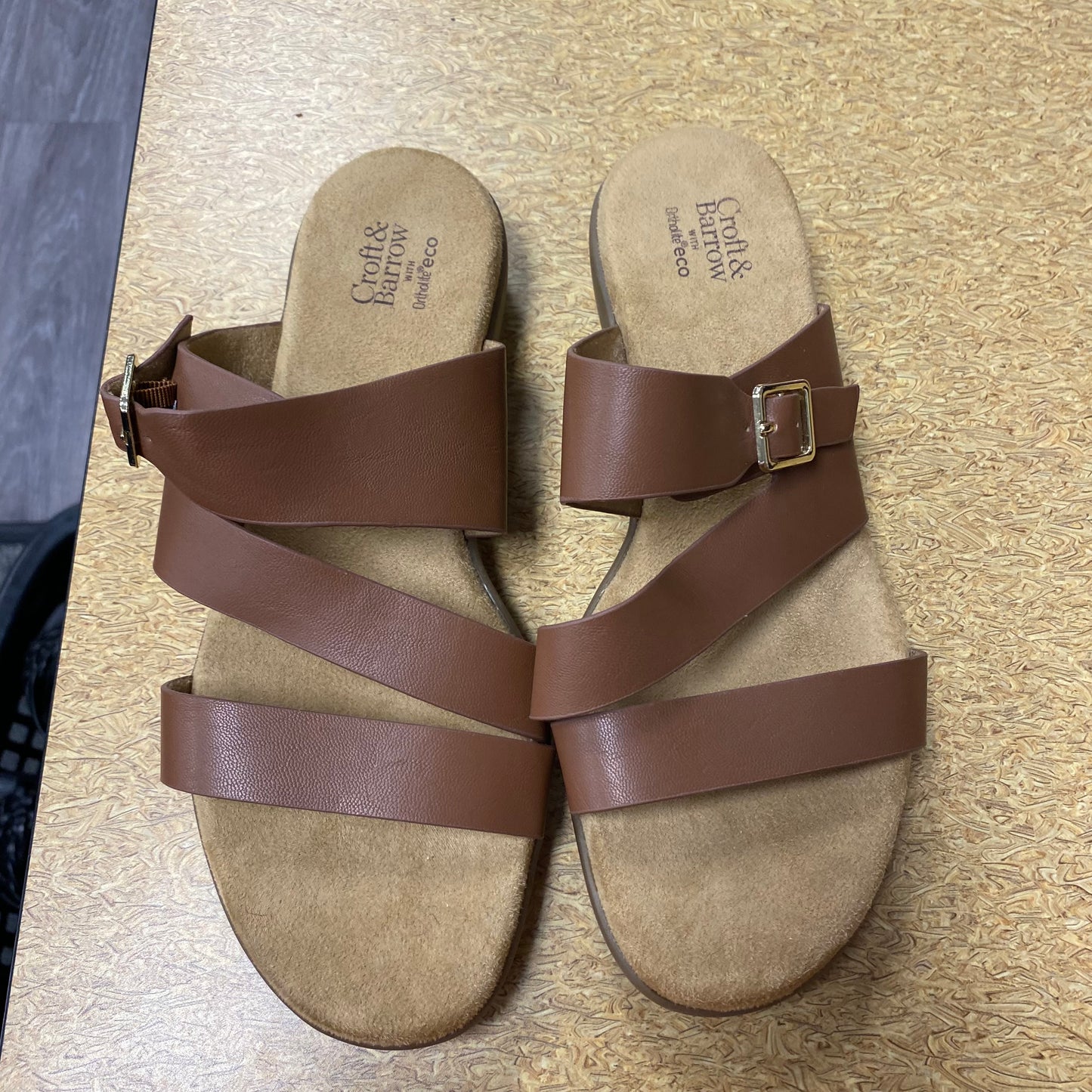 Sandals Flats By Croft And Barrow In Brown, Size:9