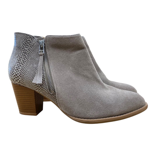 Boots Ankle Heels By Vionic In Grey, Size:10