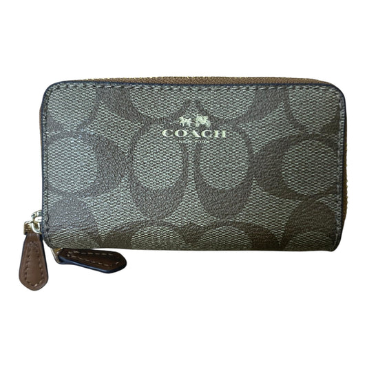 Id/Card Holder Designer By Coach In Tan