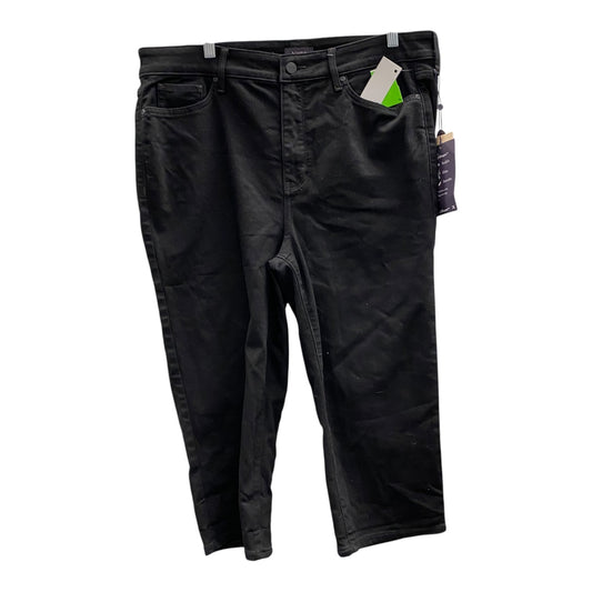 CAPRIS by  CME In BLACK, Size: 16