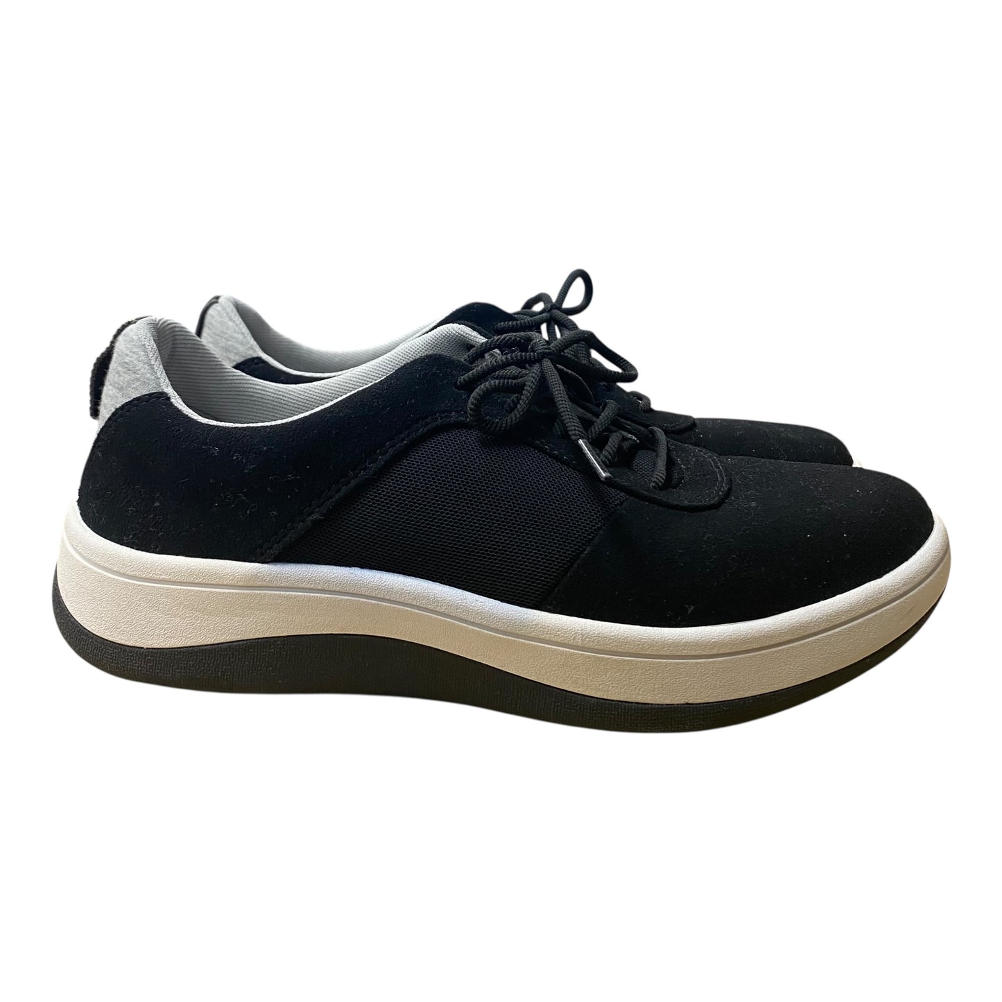 Shoes Athletic By Clarks In Black, Size:7.5