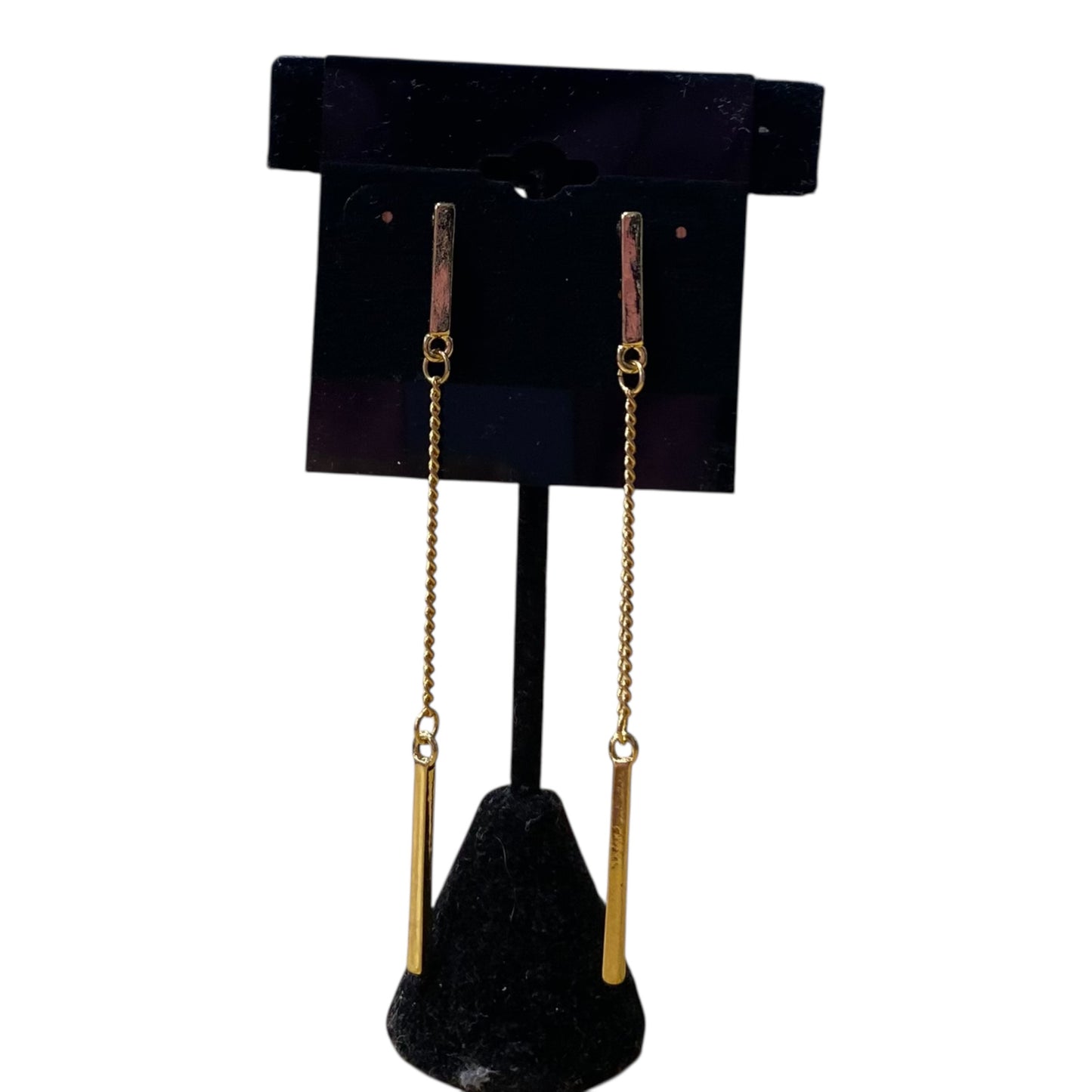 Earrings Dangle/Drop  In Gold