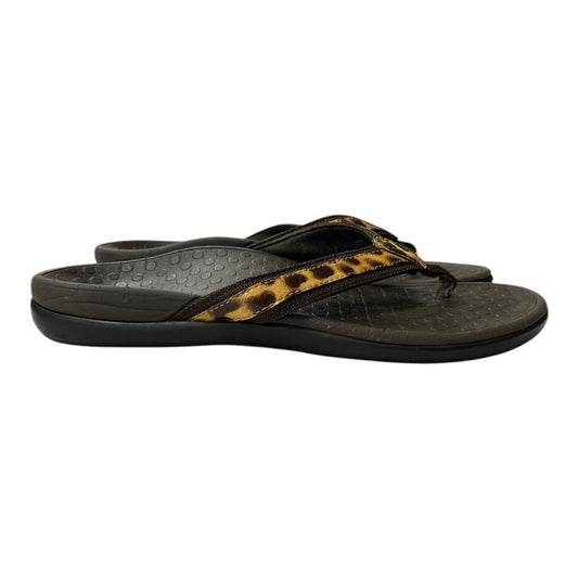 Sandals Flip Flops By Vionic In Brown, Size:7