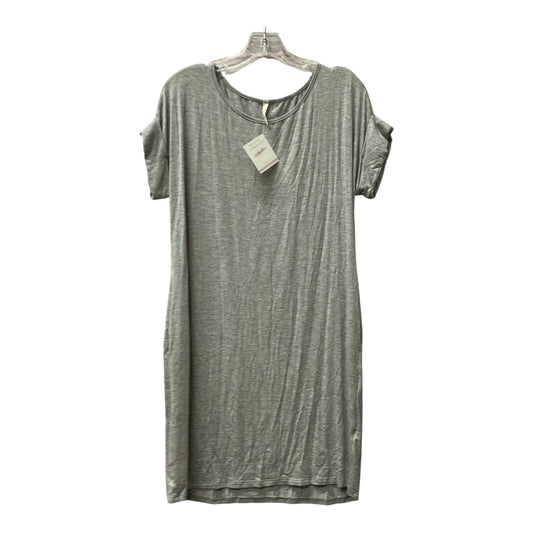 Dress Casual Short By beeson river In Grey, Size:S