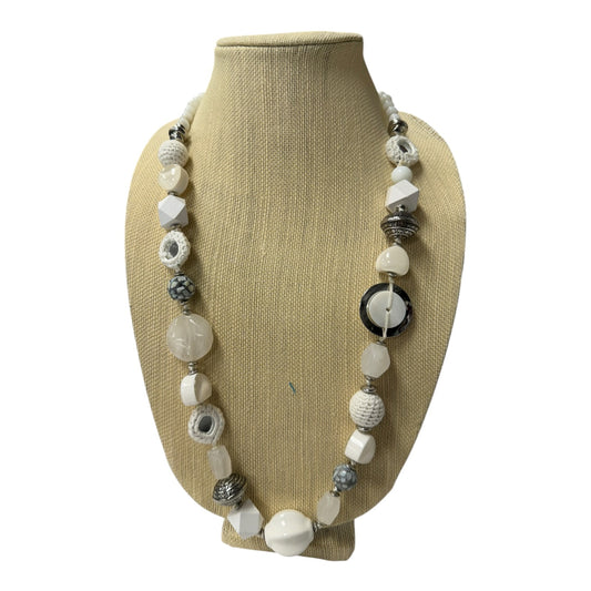 Necklace Other By Chicos In White