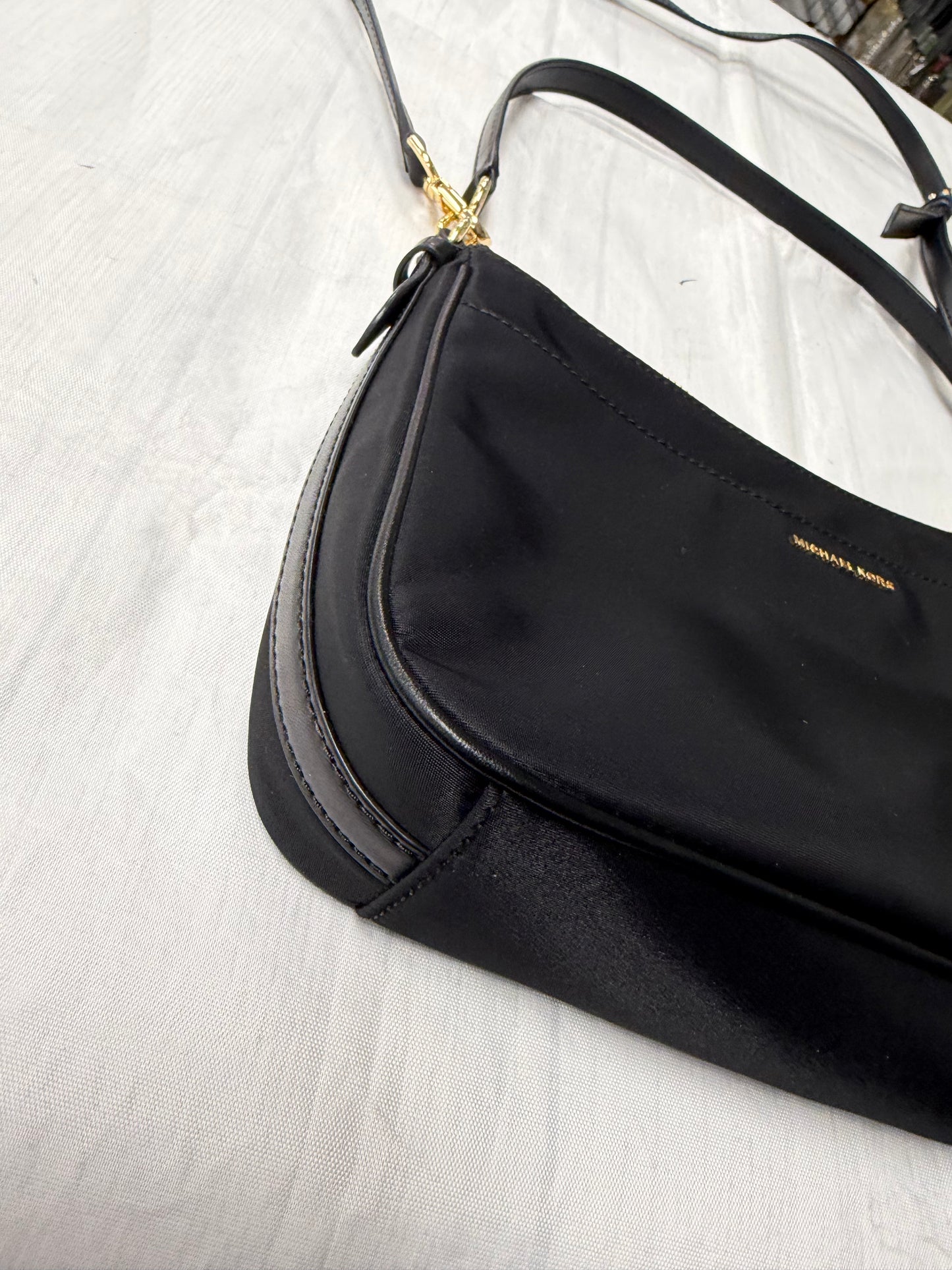Crossbody Designer By Michael Kors In Black, Size:Medium