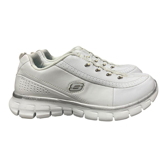 Shoes Athletic By Skechers In White, Size:6
