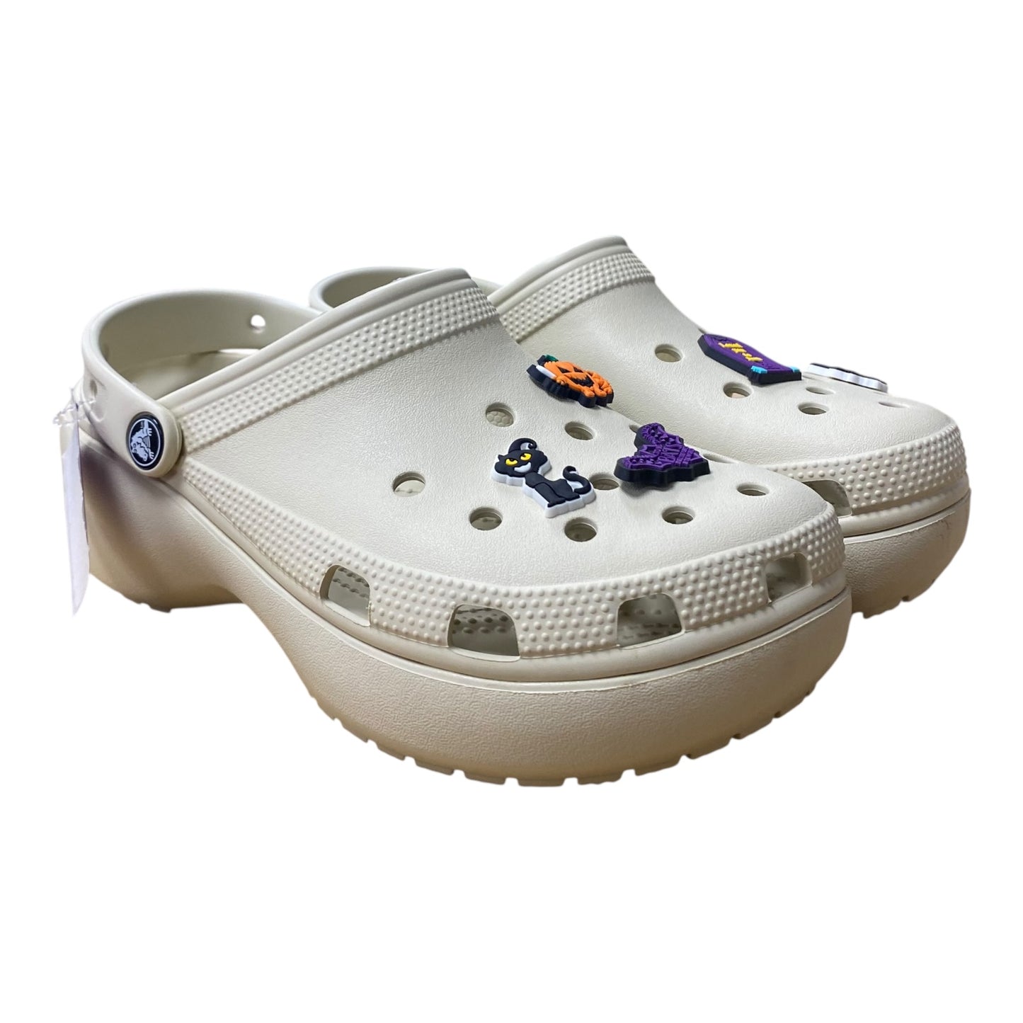 Shoes Flats By Crocs In Ivory, Size:9
