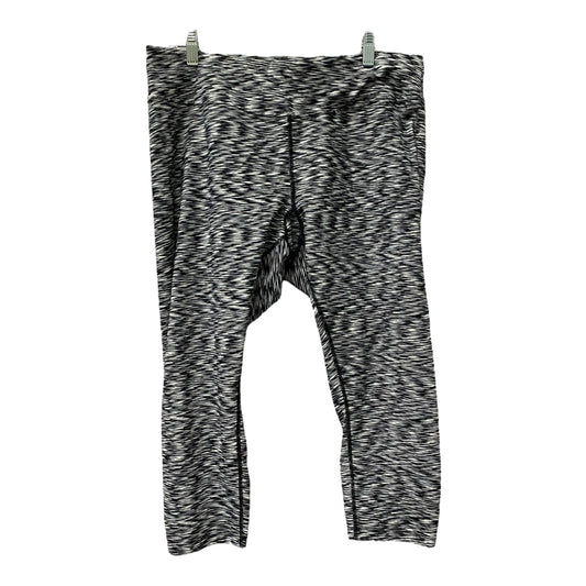 Athletic Capris By Calvin Klein In Black & White, Size:1X