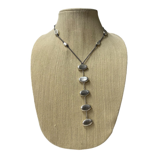 Necklace Pendant  In Grey & Silver