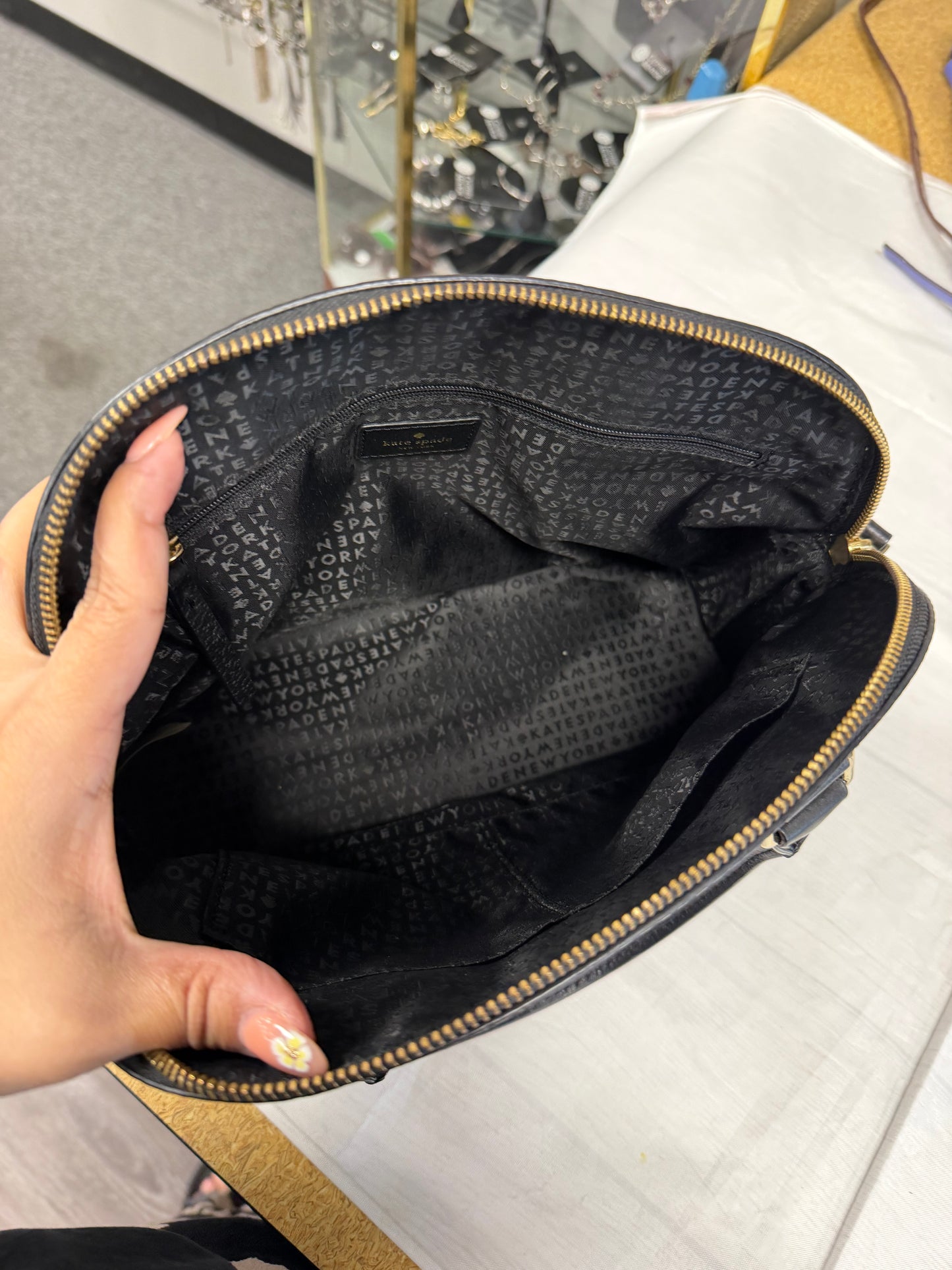 Handbag Designer By Kate Spade In Black, Size:Medium