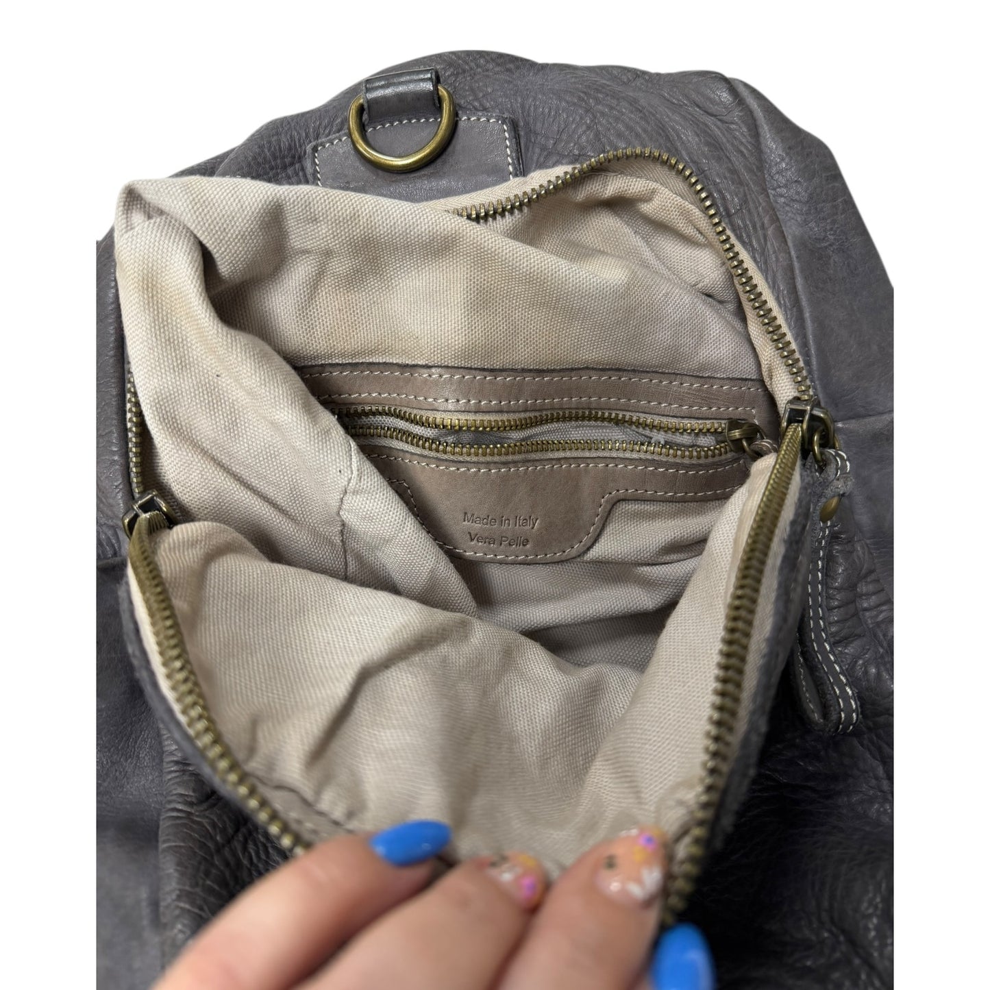 Backpack Leather By Vera pelle  In Grey, Size:Medium