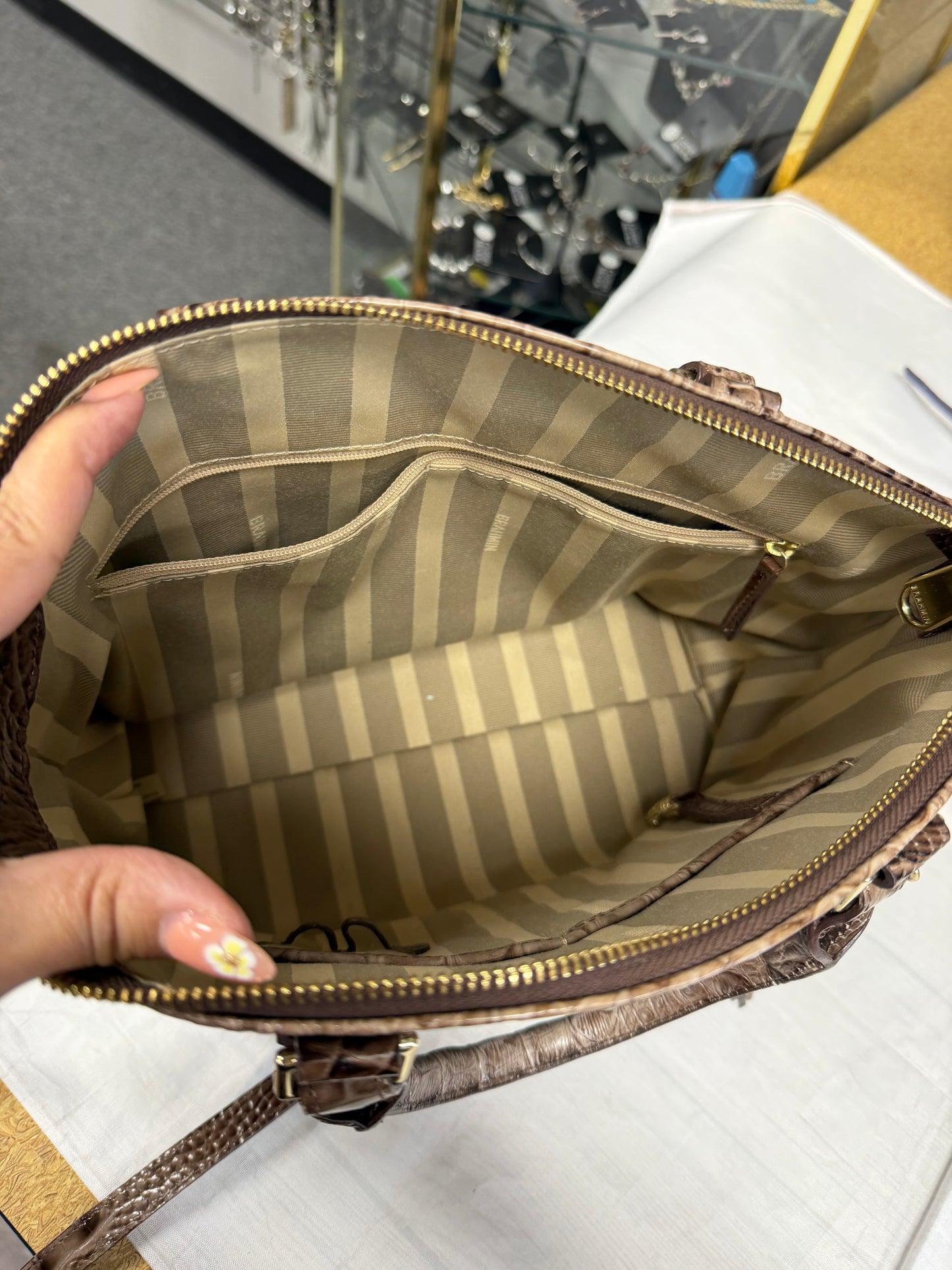 Handbag Designer By Brahmin In Brown, Size:Medium