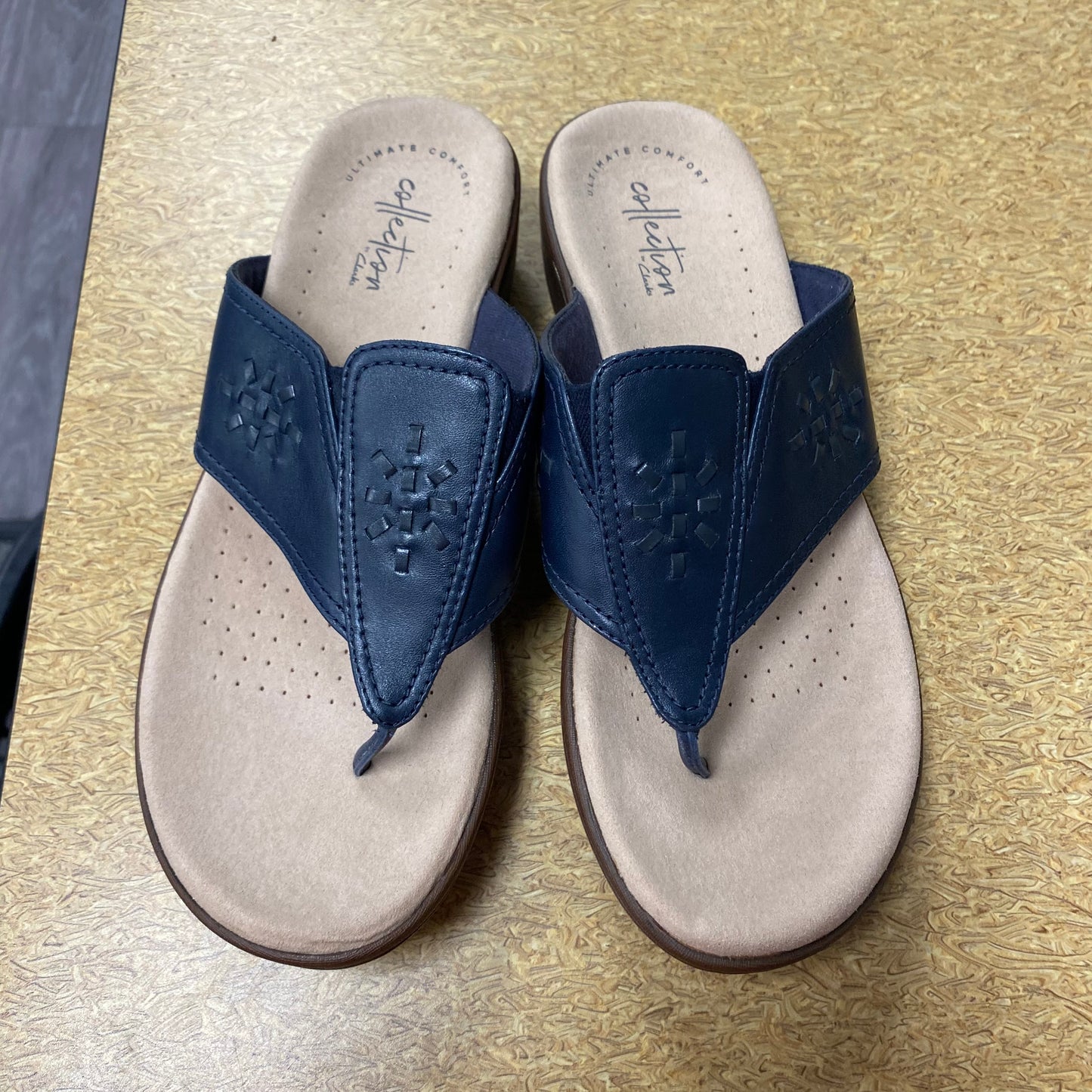 Sandals Flats By Clarks In Navy, Size:7