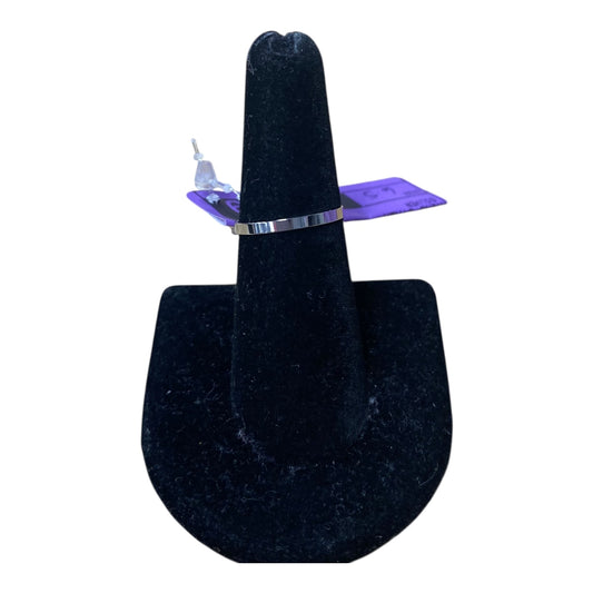 Ring Other  In Silver size:6.5